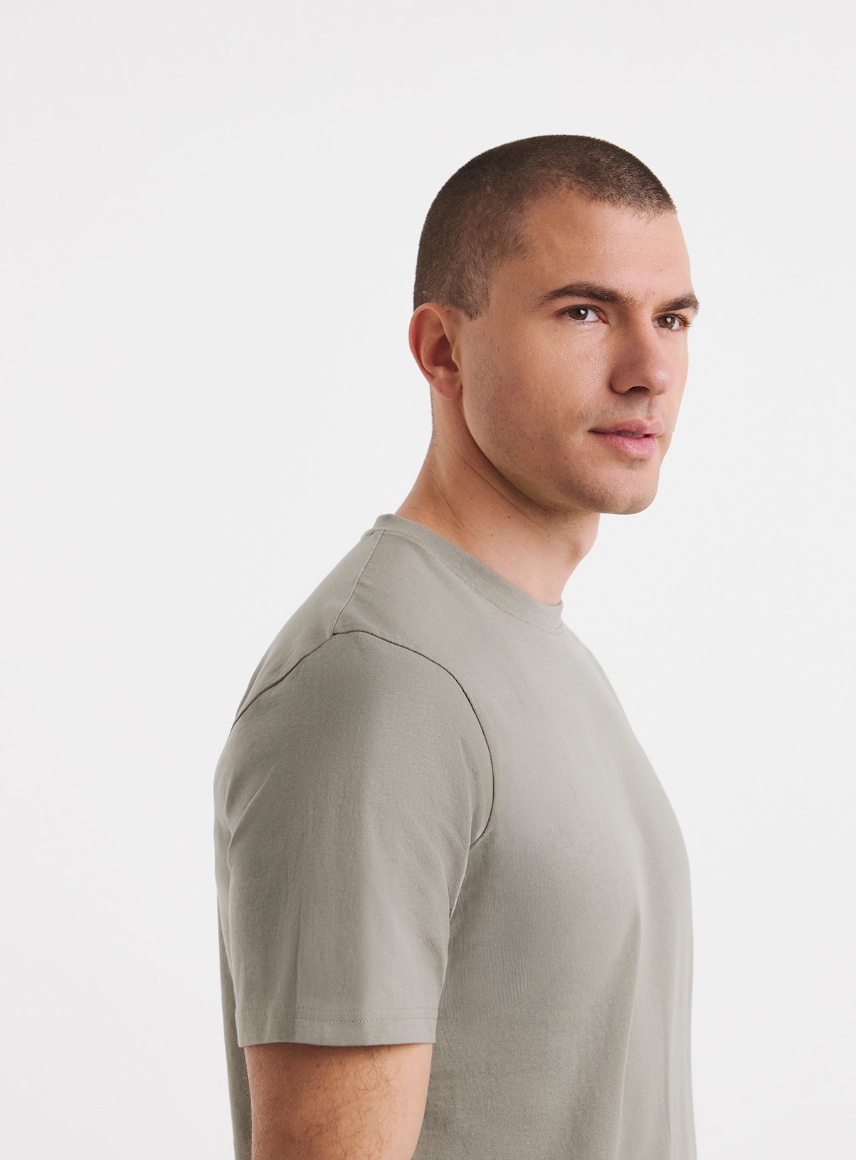JACAMO 5 Pack Multi Crew Neck T Shirts Long Neutral Bright 1XL - Image 4 thumbnail
